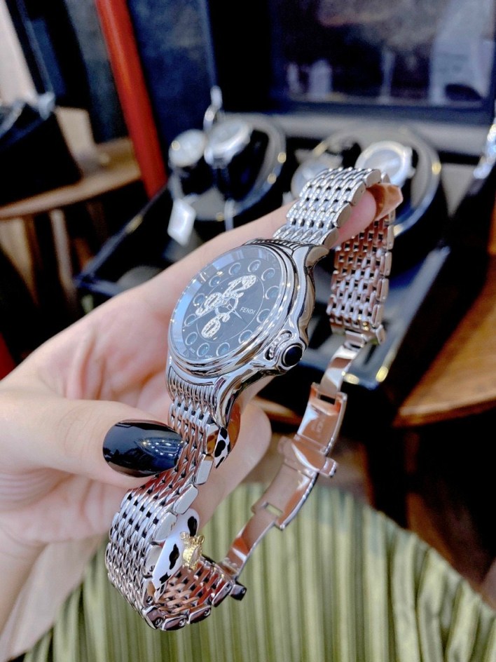 Đồng hồ Fendi Crazy Carats Đồng hồ Fendi Crazy Carats