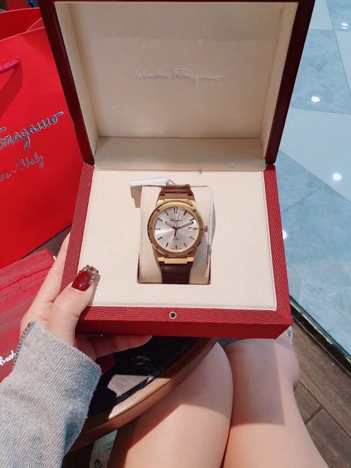 Đồng hồ Ferragamo Đồng hồ Ferragamo