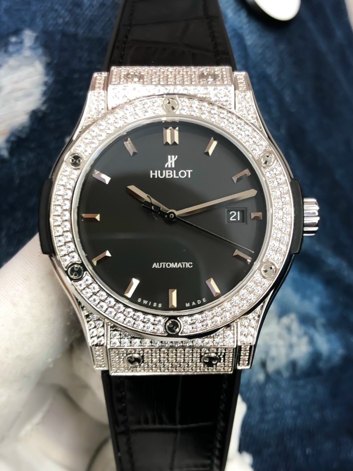 Đồng hồ Hublot