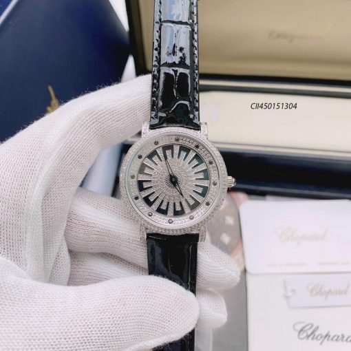 CII450151304-1-Dong-ho-Chopard-dinh-da-day-da Đồng hồ Chopard Angelia nữ đính đá dây da cao cấp