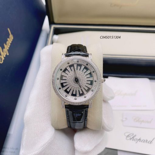 CII450151304-8-Dong-ho-Chopard-dinh-da-day-da Đồng hồ Chopard Angelia nữ đính đá dây da cao cấp