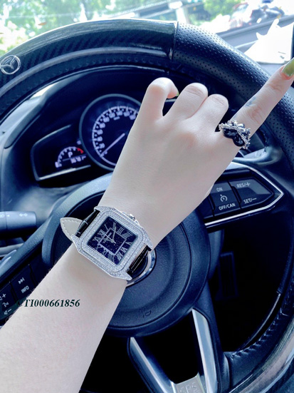 CTI000661856-CARTIER-nữ-dây-da-viền-đá-(20) Đồng Hồ Cartier nữ dây da nâu vân viền đá cao cấp