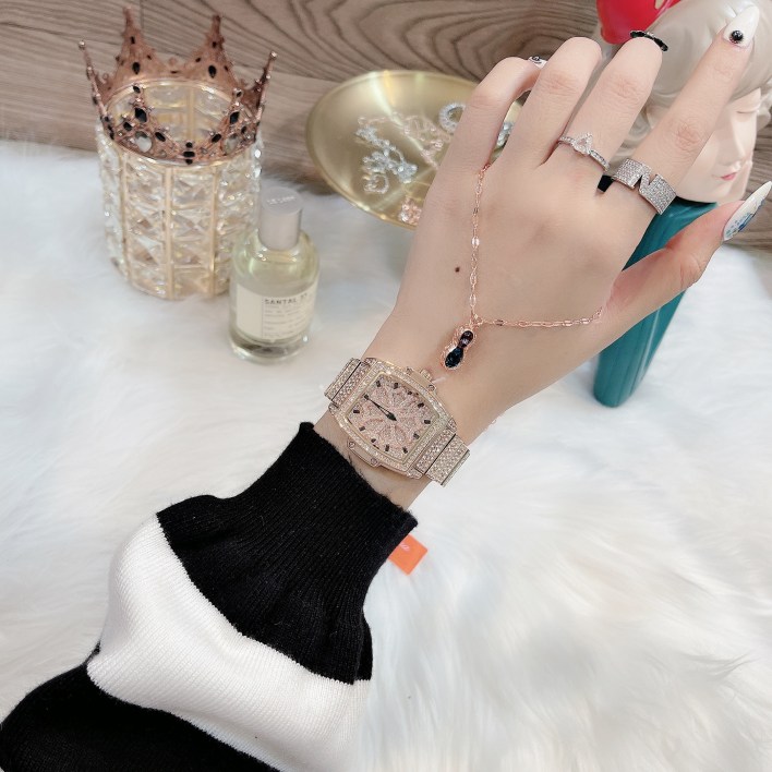 Đồng hồ Davena Austria Đồng hồ Davena Austria