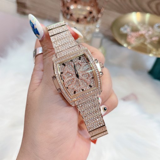 Đồng hồ Davena chính hãng xách tay Đồng hồ Davena chính hãng xách tay