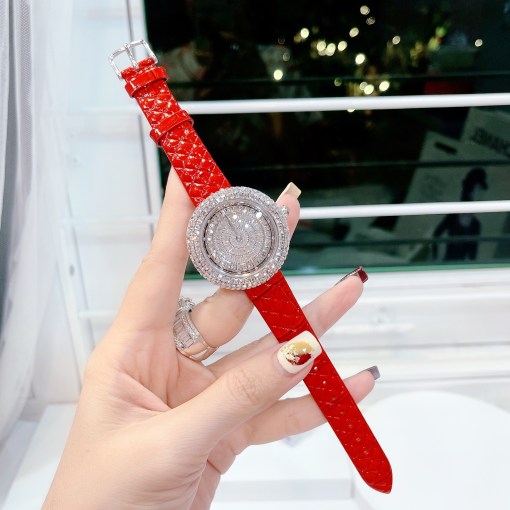 Đồng hồ Davena mặt tròn đính đá Đồng hồ Davena mặt tròn đính đá