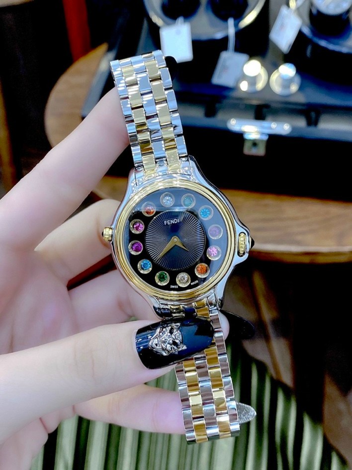 Đồng hồ Fendi nữ siêu cấp