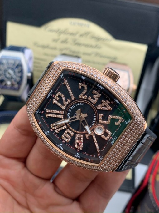 Đồng hồ Franck Muller nam đính đá Đồng hồ Franck Muller nam đính đá