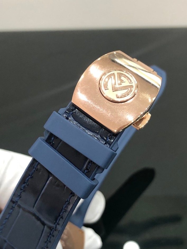 Đồng hồ Franck Muller V45 SC DT Đồng hồ Franck Muller V45 SC DT