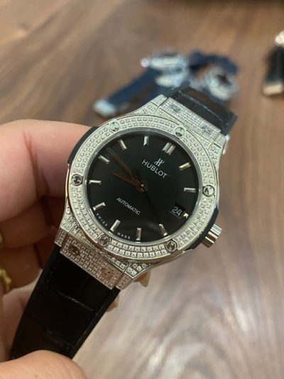 Đồng hồ Hublot Classic Fusion Diamonds