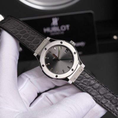 Đồng hồ Hublot Classic Fusion nữ màu xám