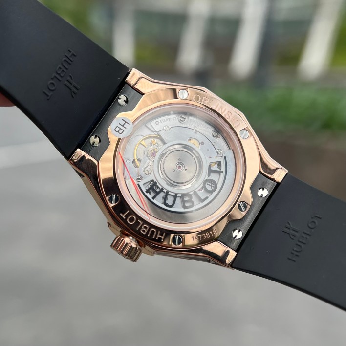 Đồng hồ Hublot Cơ lộ máy