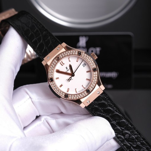 Đồng hồ Hublot nữ màu vàng hồng Đồng hồ Hublot nữ màu vàng hồng