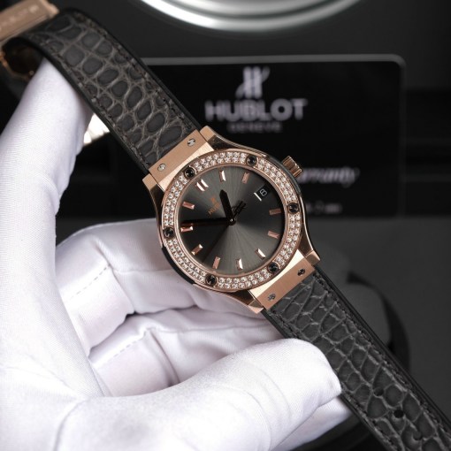 Đồng hồ Hublot nữ màu xám Đồng hồ Hublot nữ màu xám