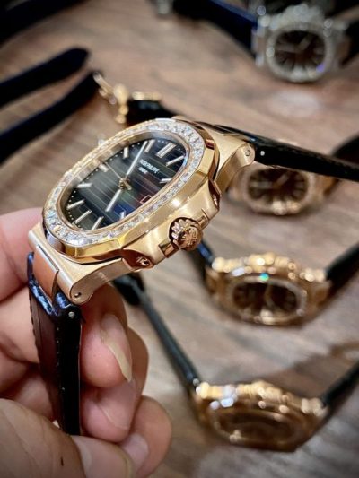 Đồng hồ nam đính đá Patek Philippe