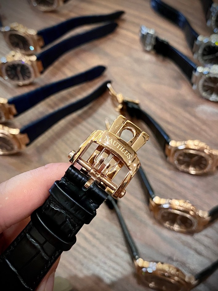 Đồng hồ Patek Philippe nam đính đá