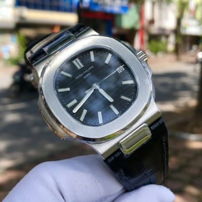 Đồng hồ Patek Philippe Nautilus