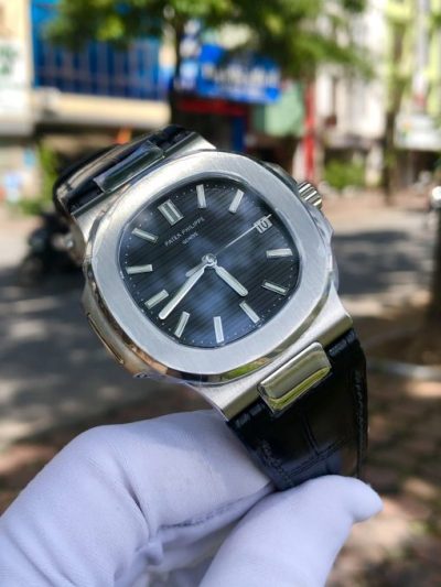 Đồng hồ Patek Philippe Nautilus