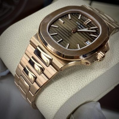 Đồng hồ Patek Philippe Nautilus 5726 nam siêu cấp