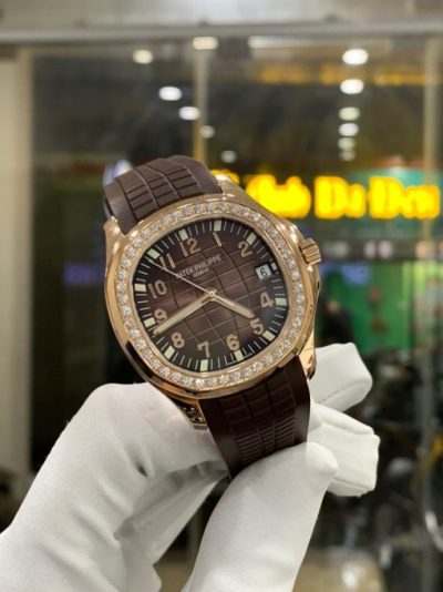 Đồng hồ Patek Philippe Nautilus màu nâu