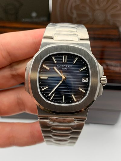 Đồng hồ Patek Philippe Nautilus replica 11