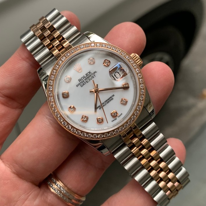 Đồng hồ Rolex ETA 2824 thụy sỹ