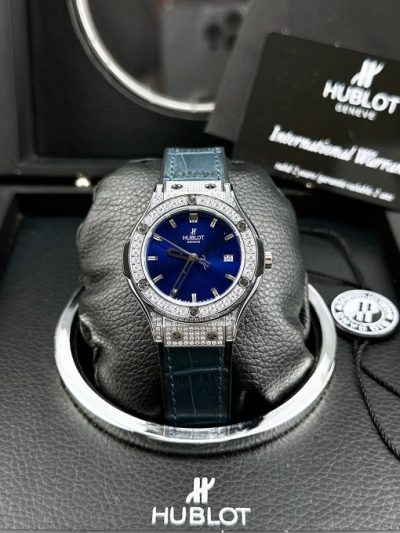 Đồng hồ Hublot giá rẻ nữ đính full đá màu xanh dương máy Nhật