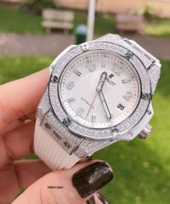 hb0015691-hublot-day-trang-38mm-4-247x296-1 Đồng hồ hublot Big Bang Unisex máy cơ Automatic viền đính đá