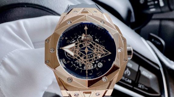 Đồng hồ Hublot Big Bang Sang Bleu II gold