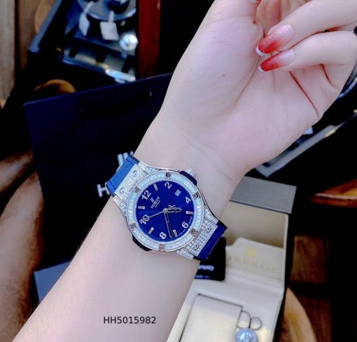 HH5015982-nu-4 Đồng hồ Hublot cặp mặt đính đá full viền cao cấp