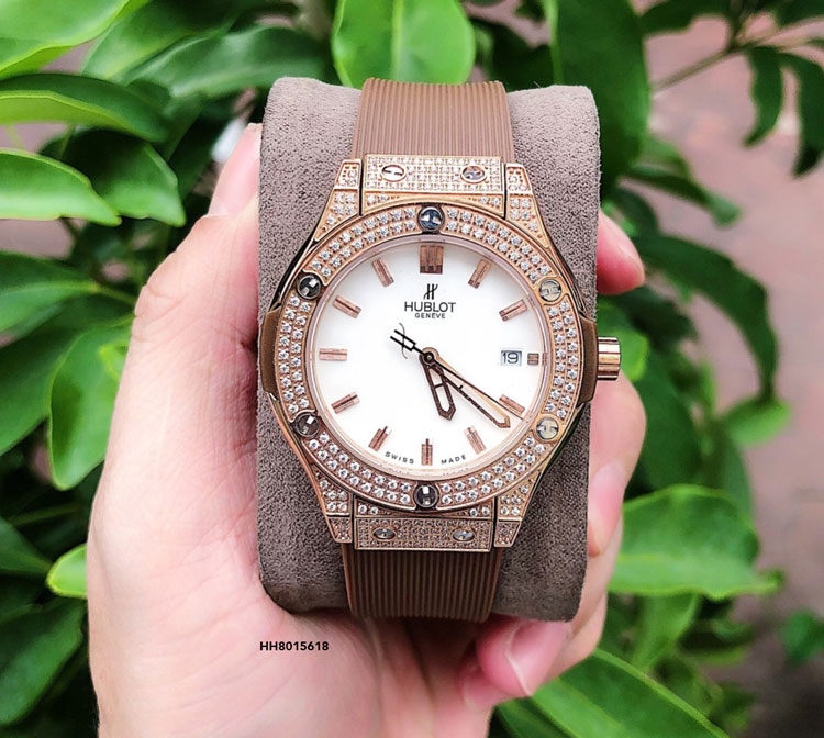 hh8015618-nau-8 Đồng hồ nữ Hublot Geneve siêu cấp full hột dây nâu