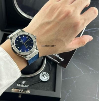 Đồng hồ Hublot Cặp Máy cơ đính đá dây cao su bọc da xanh cao cấp