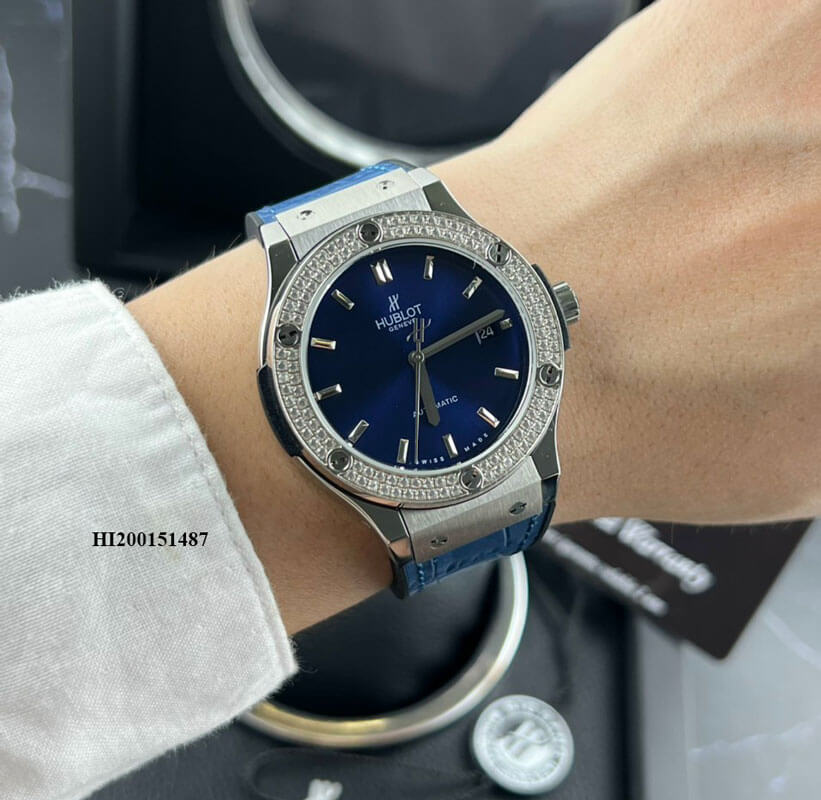 Đồng hồ Hublot Cặp Máy cơ đính đá dây cao su bọc da xanh cao cấp