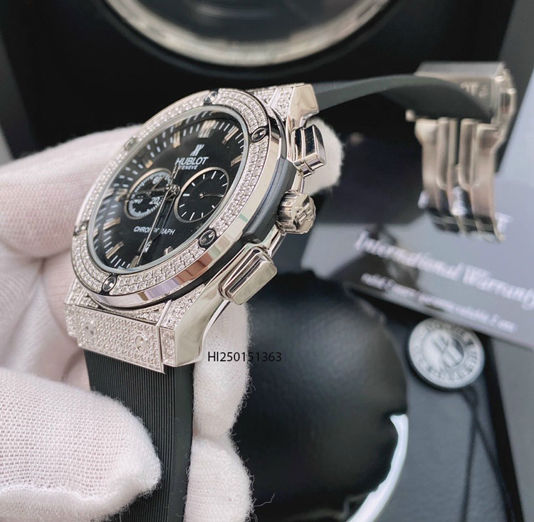 Đồng hồ Hublot Cặp nam nữ 6 kim viền bạc đính đá dây cao su