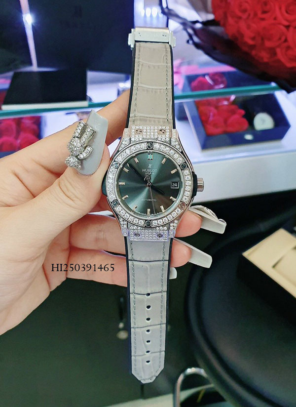 Đồng hồ Hublot Nữ Máy cơ đính đá dây xám cao cấp