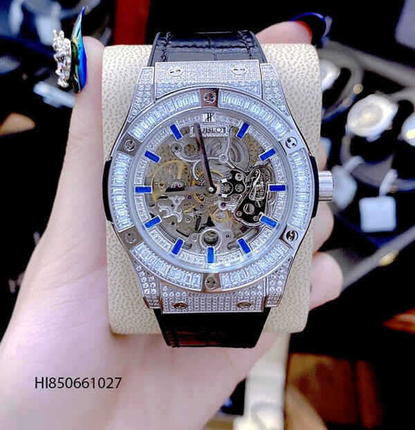 hi850661027-hublot-cc6a1-1-1 Đồng hồ Hublot nam đính đá Hublot Classion Fusion máy cơ Tourbillon