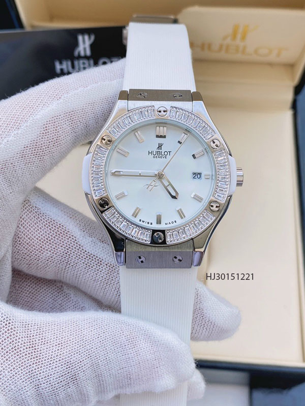 hj30151221-hublot-trang-2