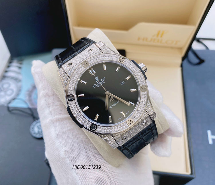 Đồng hồ Hublot Classic Fusion Automatic nam dây cao su bọc da đen