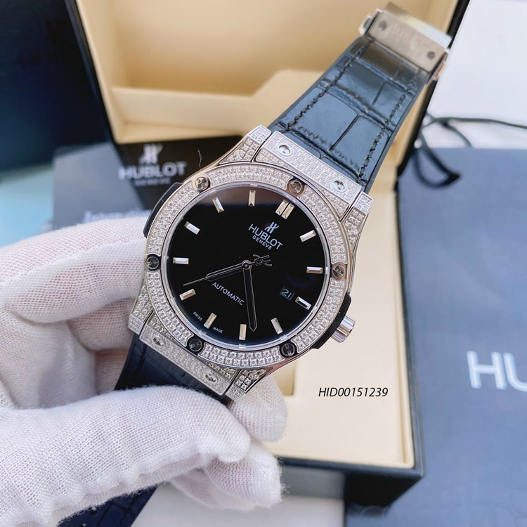 Đồng hồ Hublot Classic Fusion Automatic nam dây cao su bọc da đen