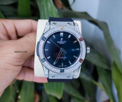 Đồng hồ Hublot Classic Fusion Automatic nam dây cao su đính đá kim cương