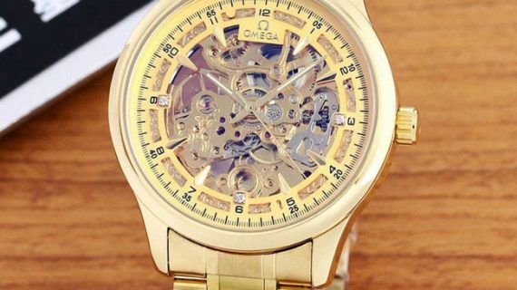 of50201718-omega-1-570x320-1 đồng hồ omega nam máy lộ cơ