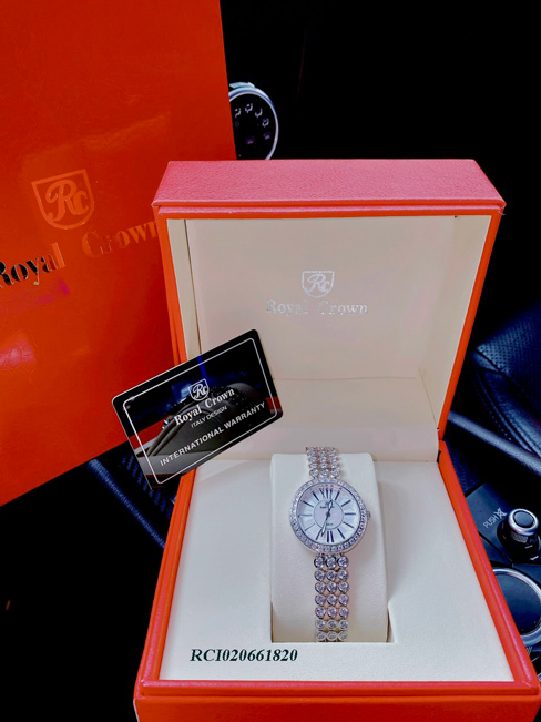 RCI020661820-royal-crown-đá-màu-vàng,-trắng,-hồng-(14) Đồng hồ Royal Crown RC8648 nữ dây màu trắng đính đá xoàn