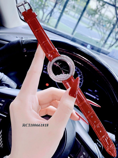 RCI100661818-set-royal-crown-màu-đen,-trắng,-đỏ--(6) Đồng hồ Royal Crown RC4641 nữ dây da đen