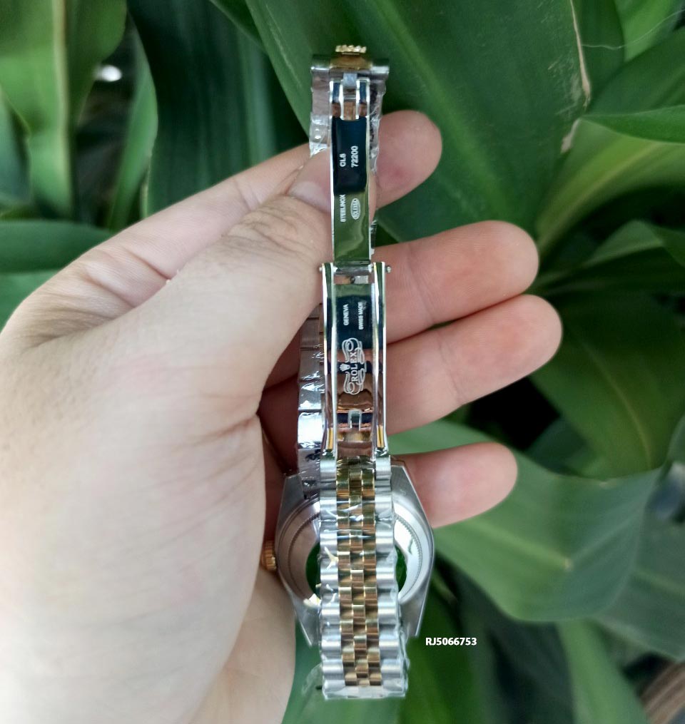 Đồng Hồ ROLEX OYSTER PERPETUAL LADY-DATEJUST Ngọc Trinh