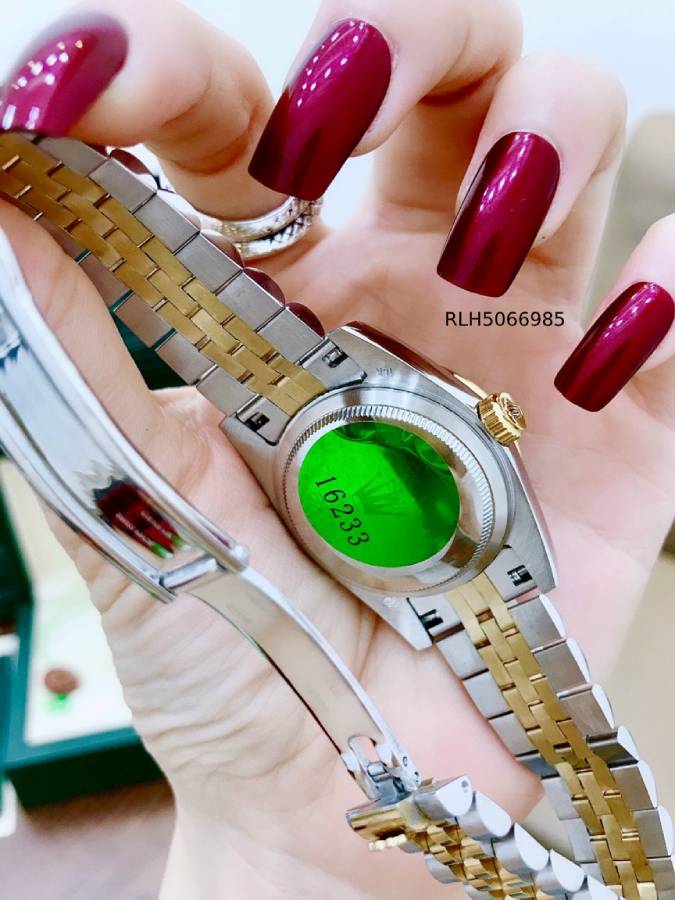Đồng hồ Rolex ngọc trinh dây kim loại đính đá