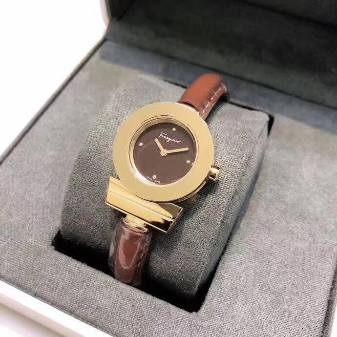 Đồng hồ nữ Ferragamo Gancino dây da bò nâu máy thụy sĩ cao cấp