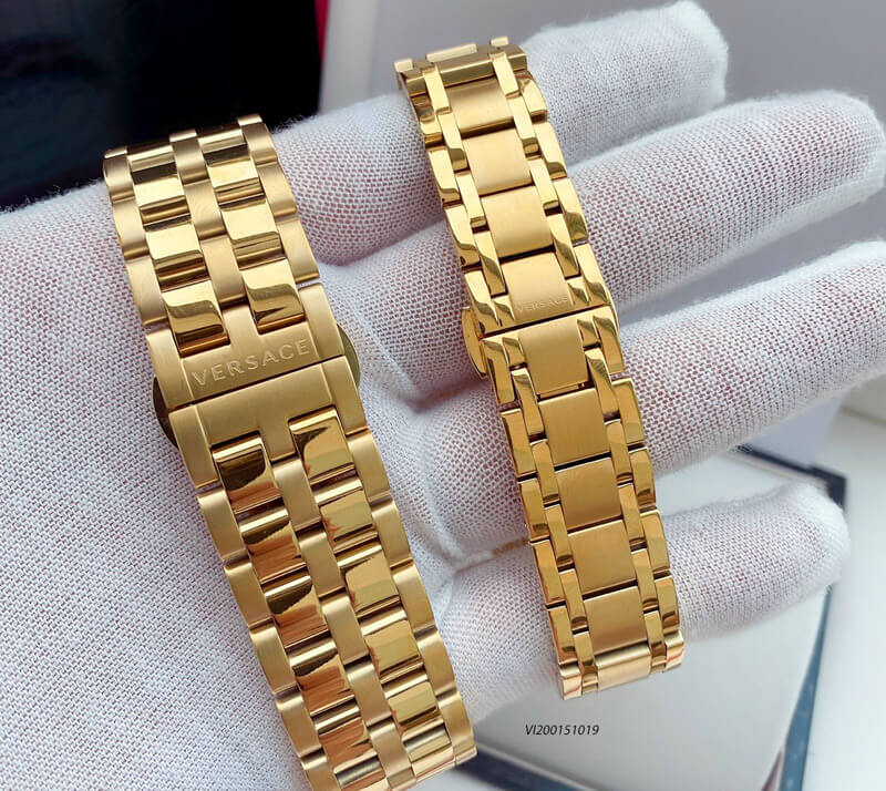 vi200151019-versace-vang-xanh-15 Đồng hồ cặp Versace Daphnis dây Demi vàng mạ PVD