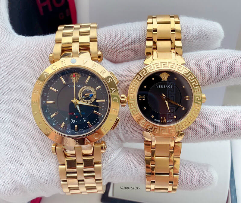 vi200151019-versace-vang-xanh-16 Đồng hồ cặp Versace Daphnis dây Demi vàng mạ PVD