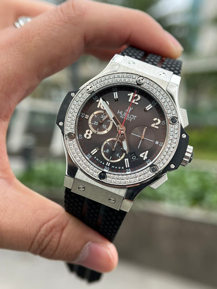 Đồng hồ Hublot Big Bang Replica 11 máy cơ Thụy Sỹ đính đá 41mm