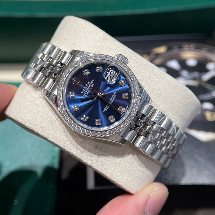 Đồng hồ Rolex Datejust Replica 11 nữ mặt xanh cọc số đính đá EW Factory